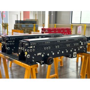 1400 X 1400 X 1500MM Pallet Telescopic Fork Pallet Lifting Forks 50m/Min