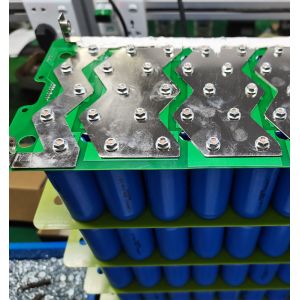 3C Discharge 32700 LFP Cylindrical Cells 3.2v 6000mah LiFePO4 Cylindrical Cells