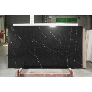 Building Materials Black 12MM Calacatta Quartz Slab With Countertop