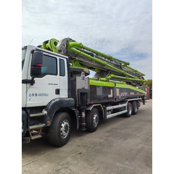 2021 59m Zoomlion Dimension 14700*2530*3960mm Used Concrete Pump Truck With Sitrak Chassis