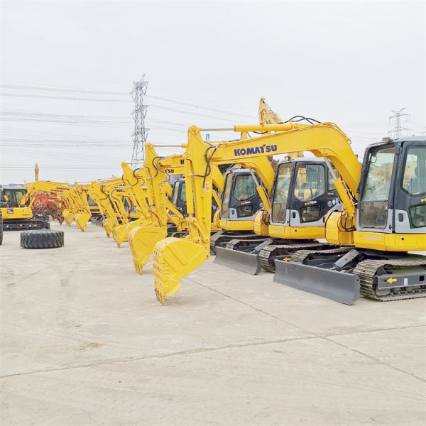 Used Komatsu PC78 Excavator with Original Hydraulic Cylinder and 0.34m3 Bucket Capacity
