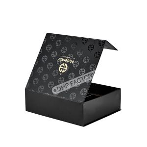 Luxury Magnetic Closure Rigid Boxes With Spot Uv Finish Logo Fashionable