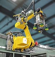 Payload 70kg Reach 1900mm FANUC M-710iC/70T Robot Arm With AOTAI Welder And