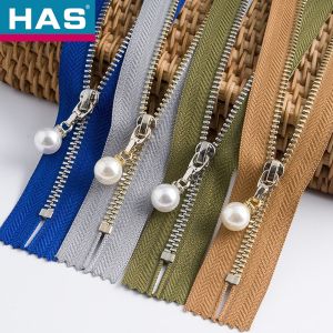 Brass 5 Inch Separating Zipper Gold Teeth Zippers For Handbags