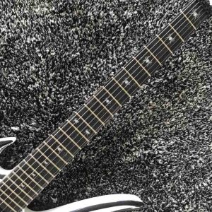 2020 New High Quality Floyd-Rose Irregular Shape Electric Guitar in White With