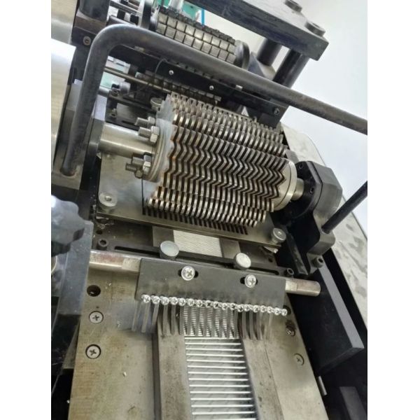 High Speed Radiator Fin Forming Machine 5mm Height 1.5mm Tube Thickness