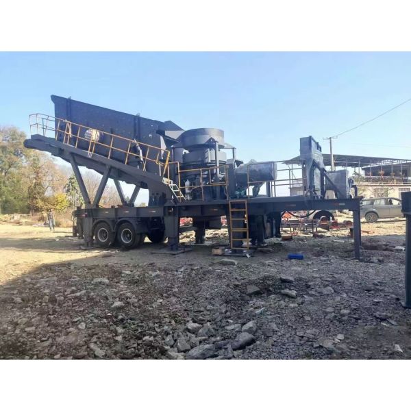 Various Models Impact Jaw 90TPH-650TPH Mobile Crusher Plant