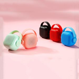 No Distortion Pink Wireless Portable Bluetooth Speaker 500mah Battery Operate