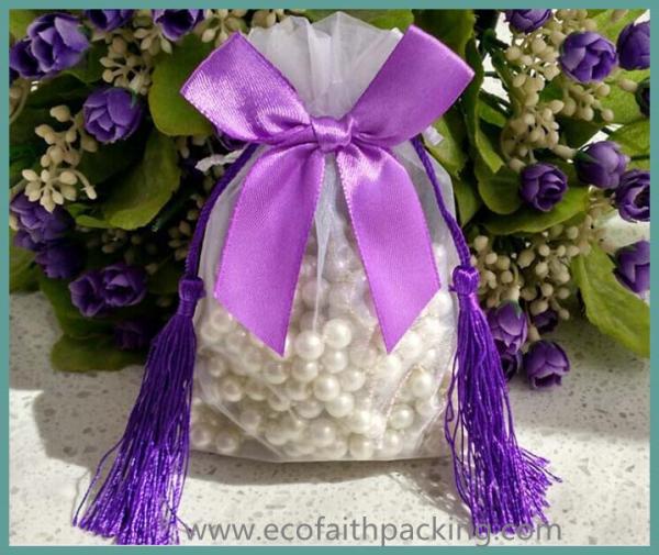 Quality high quality organza bag organza sheer gift bag with tassels new design wholesale