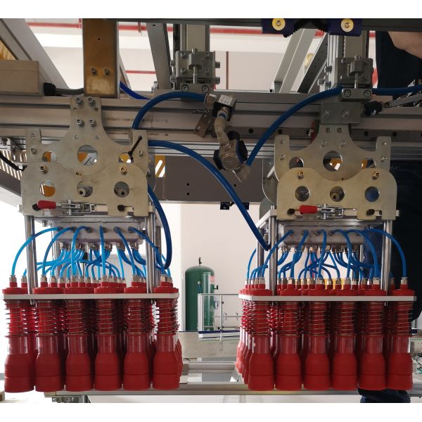 Servo Control Automatic Case Packer Machine High Performance With Air Sac
