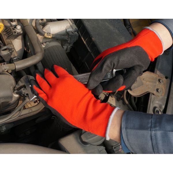 Red Hand Protection 18 Gauge Foam Nitrile Gloves