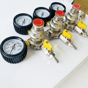 Customized Outlet Nut Screw CO2/Beer Pressure Reducer for Draft Beer Kegs and