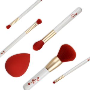 China Special Flower Pattern 5PCS Travel Makeup Brush Personalized For Powder Eyeshadow on sale