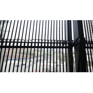 DC36V Thin Outdoor Digital Advertising Display Screens With Bracket