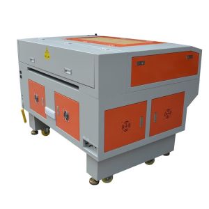 Multifunctional Acrylic Laser Cutting Machine Running Smoothly With Cooling