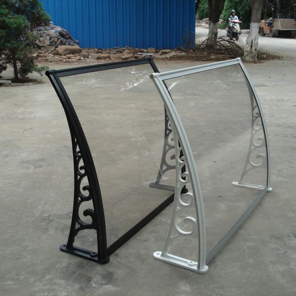 Long-Lasting Polycarbonate Solid Sheet Awning with Resistance to Yellowing