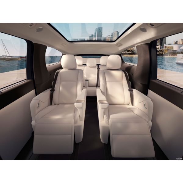 Electric 7 Seat MPV Lixiang Mega Luxury 5-door Body Structure and 4WD Cars with Pure Electric Vehicle