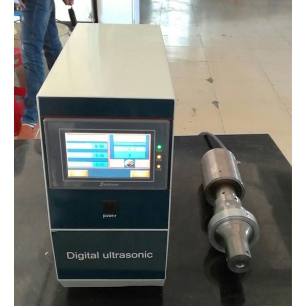 110V / 220V 3200W vertical Ultrasonic Welding Generator ,2600W Ultrasonic
