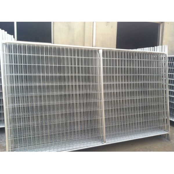 Construction Fencing System 1.8m*2.4m mesh 60mm*150mm*4.00mm Tubing 32mm*2.0mm