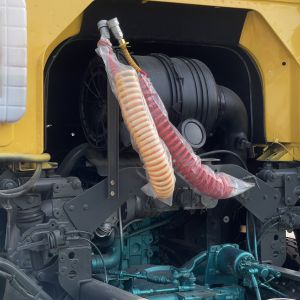 Used Howo Sinotruk 371 6x4 T7 Tractor Truck With Front Axle 7.5T 6 Cylinders