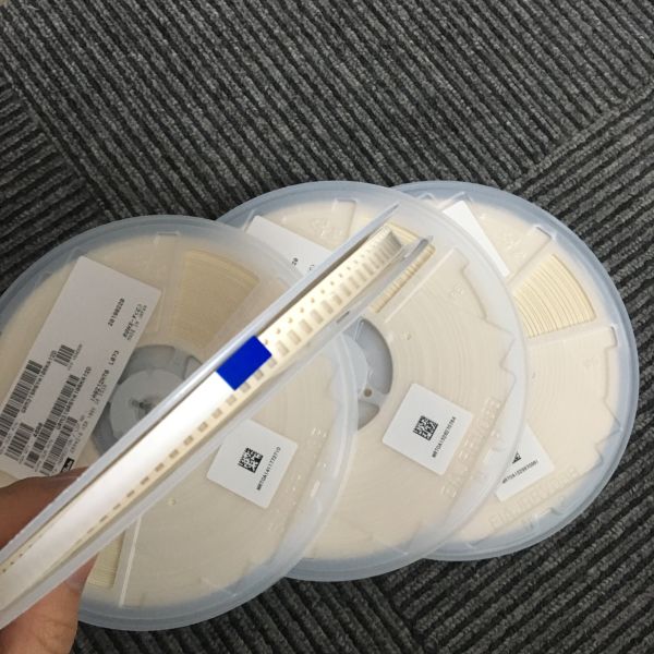 Mlcc Multilayer Ceramic Capacitor 1206 106k 16v Tolerance 10% GRM Series Long Lifespan