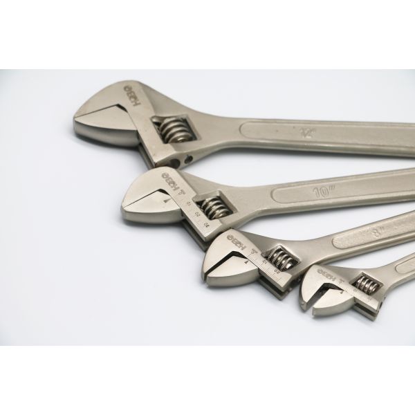 Auto Adjustable Universal Wrench Set Spanner Double-Ended Non-Slip Ratchet