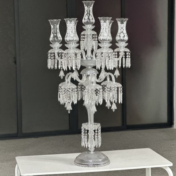 Quality New Design Candelabra Luxury Wedding Decoration Crystal Centerpiece Bling Wedding Candelabra wholesale