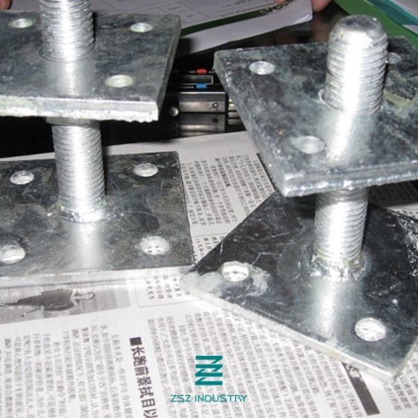 Quality Durable Fence Pole Anchor / Galvanised Fence Fittings Iron Material ISO9001 wholesale