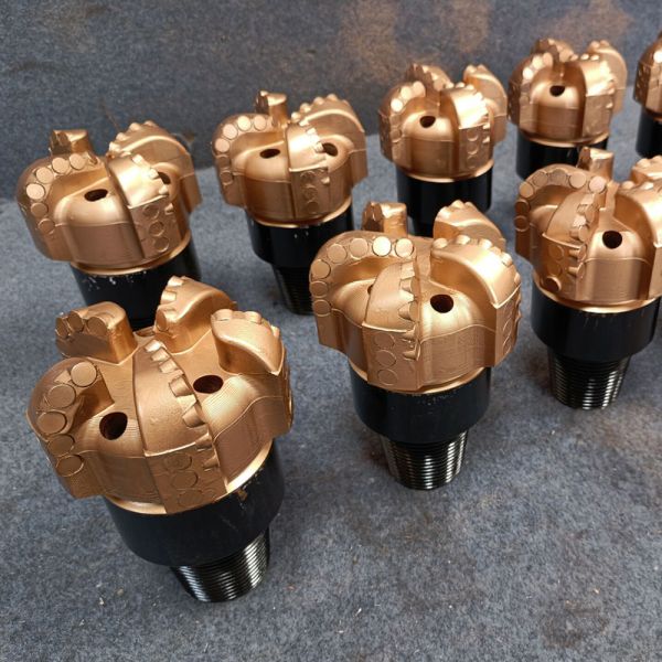 5 7/8 Inch Alloy Steel PDC Drill Bits with Custom Color Flexibility for Soft to