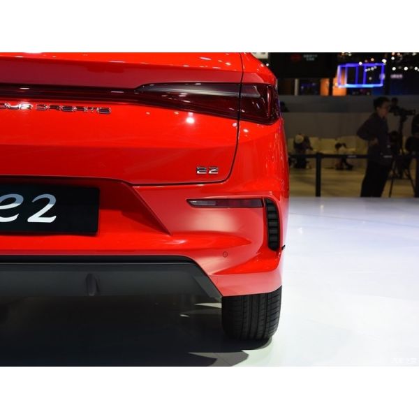 New Energy Byd E2 Electric Car
