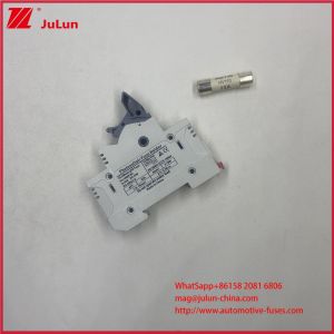 China Solar PV Fuse Holder  10*38mm 32A 1000VDC on sale