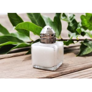 Small Shaker With Condiment Three-Piece Set For Boosting Dining Enjoyment