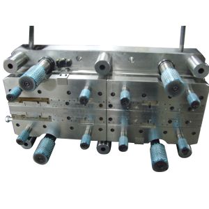 Multistep Automotive Progressive Die And Stamping High Precision 0.002mm Tolerance