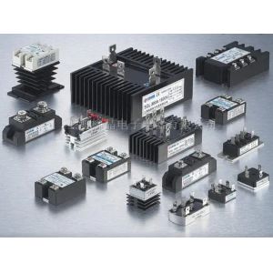 220V/380V Voltage Automatic Glue Dispenser Machine with and Precise Glue