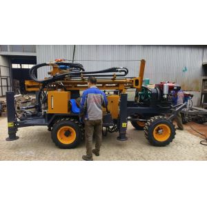 Portable Water Well Drilling Rig With 105-350mm Drilling Diameter 5.5T Weight
