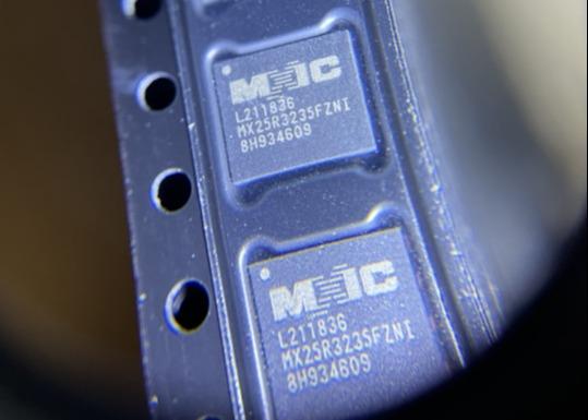 Quality MX25R3235FZNIL0 MXIC ULTRA LOW POWER (SERIAL MULTI I/O) FLASH MEMORY Program Suspend/Resume & Erase Suspend/Resume wholesale