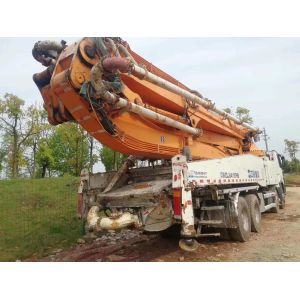 After-sales Service Zoomlion 52m Second-Hand Concrete Truck Pump Used Heavy