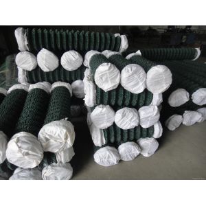 2.5mm/1.5mm 50X50mm PVC Coated Chain Link Fence Wire Mesh Fence