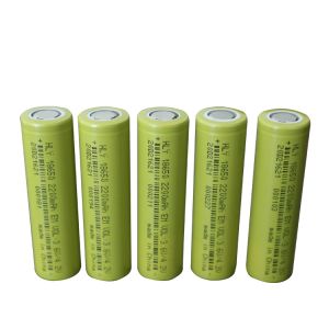 China Lithium Ion 3.6V 2200mah 18650 Battery Rechargeable Cylindrical Cell on sale