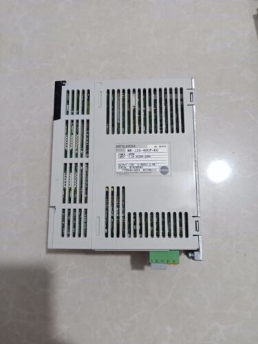Mitsubishi MR-J2S-40CP-EG SERVO AMPLIFIER 3.2/2.8A 400W 283-326V NEW