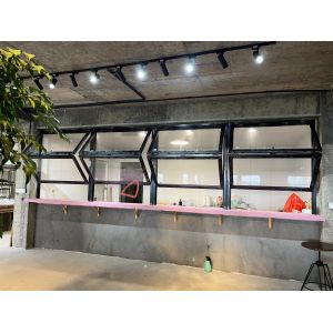 Ready Heavy Rain Folding Window Engineering with Hydrodynamic Tracks Preventing