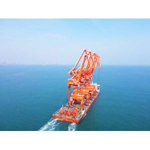 80TON Portal Slewing Crane Four Link Portal Harbour Crane Customizable