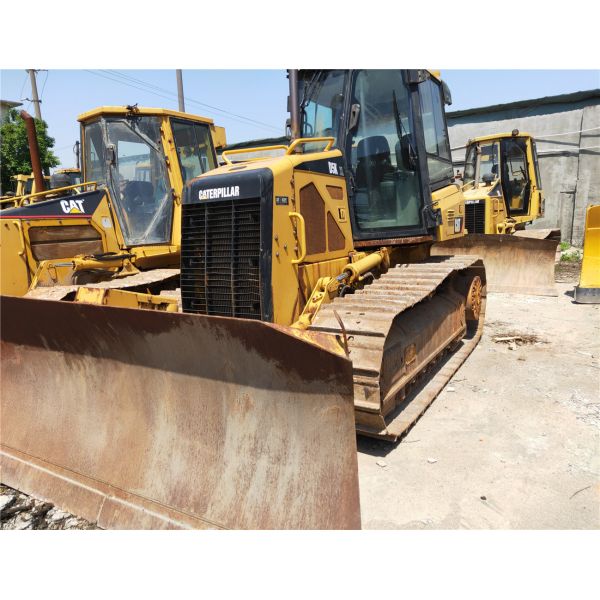 Origin Japan Used Caterpillar Bulldozer D5K in Stock, Cat Crawler Dozer D5K, D4K