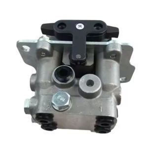 PC200-6 PC400-6 PC450LC-6 PC60-7 PC70-7 PC100-6 PC120-6 Excavator Pilot Valve 702-16-01430