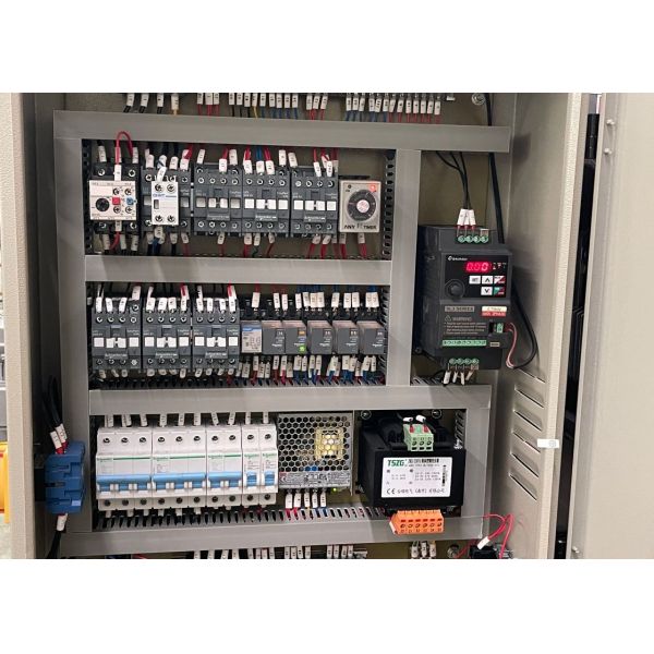 Q12K-8*3200MM Hydraulic Guillotine Shearing Machine NC Cutter With Blade Gap Adjustment