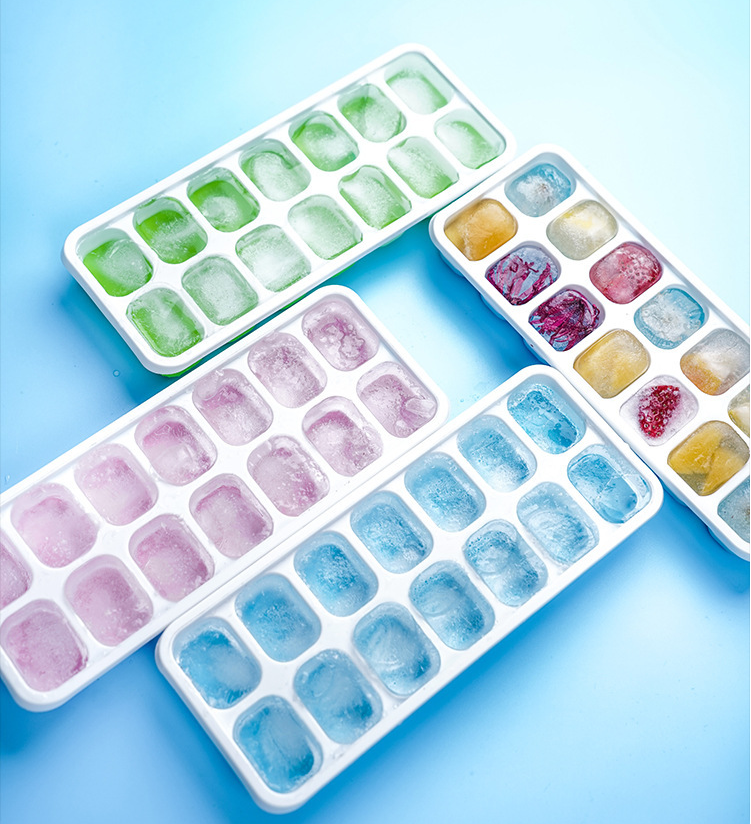 Stocked 14 Cavity Ice Cube Maker Molds with Lids and Bpa Free PP Plastic