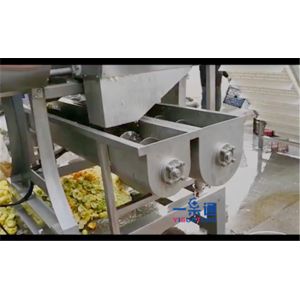 Multi Function Industrial Juicer Machine / Pineapple Peeler Machine