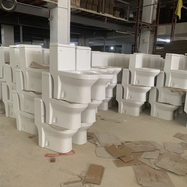 Bathroom Sanitary Ware Ceramic Washdown One piece Toilet with 10cm/4inch diameter outlet K