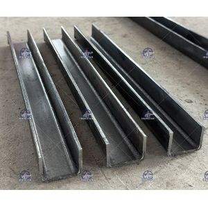 32*25mm U purlin roll forming machine in Russia