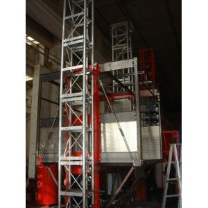 Inverter Control Building Material Hoist , 37kw Passenger Material Hoist